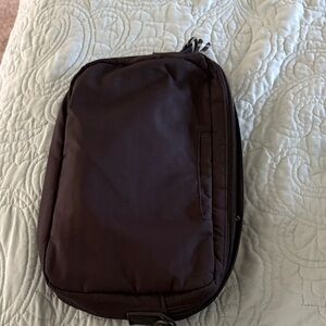 Thirty one black womens crossbody